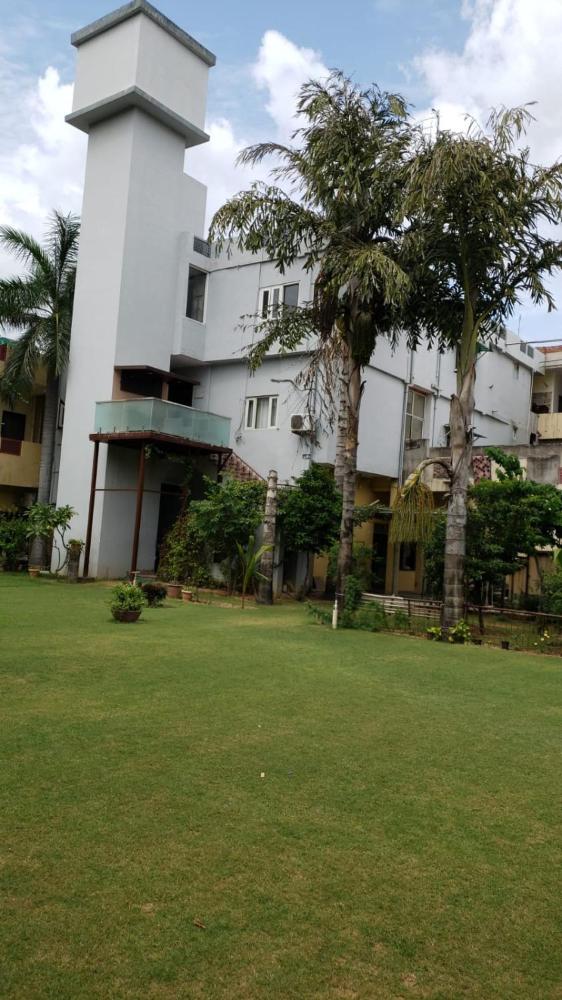 OYO Flagship 22531 C Scheme Ashok Nagar