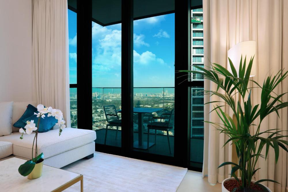 Elegant Apartment with Direct access to Dubai Mall