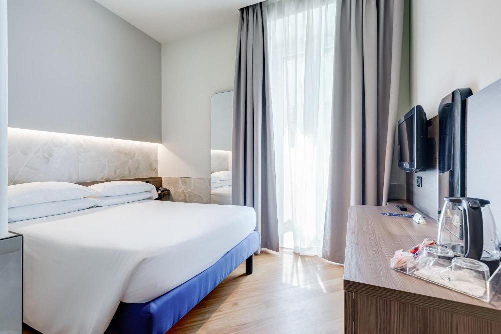 Room image 2