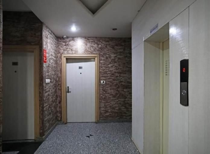 Hotel Hayat Residency
