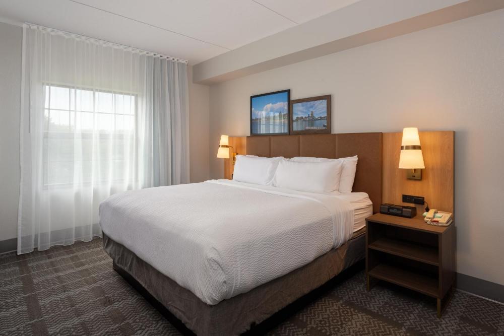 Photo - Staybridge Suites Buffalo, an IHG Hotel