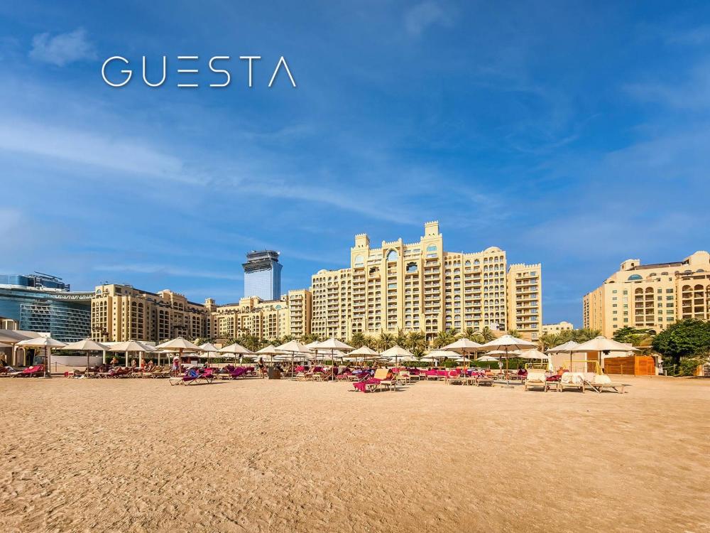 Fairmont Apartments The Palm, Free access to hotel beach and pools