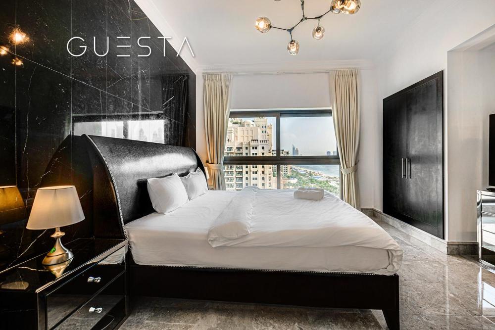 Fairmont Apartments The Palm, Free access to hotel beach and pools
