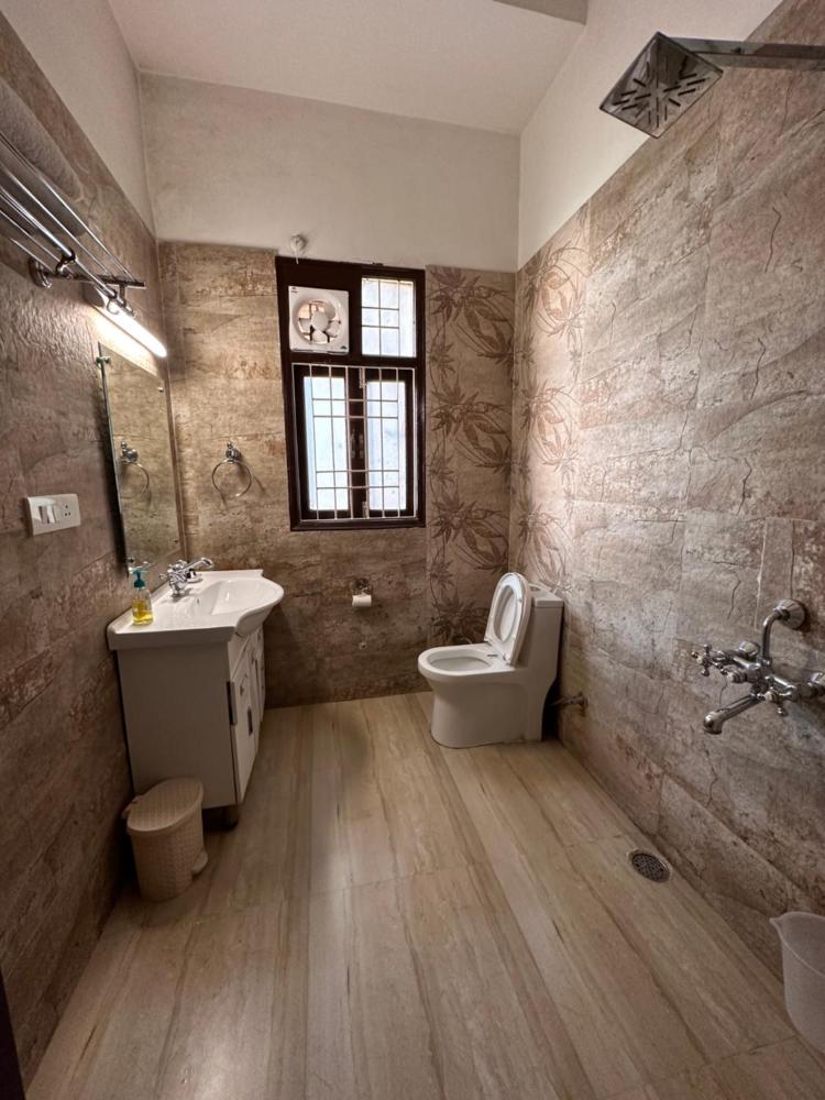 BEST NEST SHIMLA - Pure vegetarian 