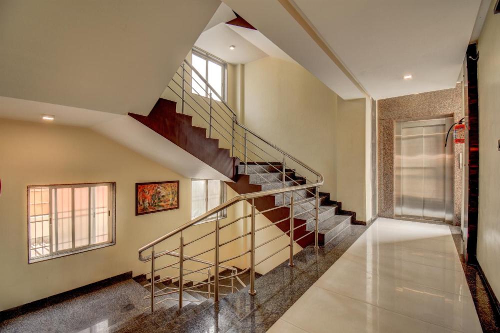 HOTEL DEEPALI EXECUTIVE 