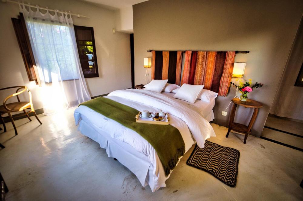 Room image 4