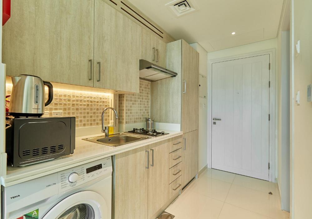 First Class Apartments in Seven Palm with direct Access to the West Palm Beach and Nakheel Mall