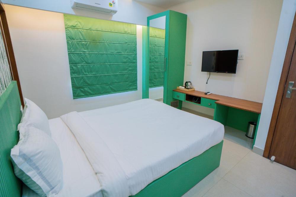 SUMMER STAYS BY UNIQUE CHOICE HOTELS PVT LTD 
