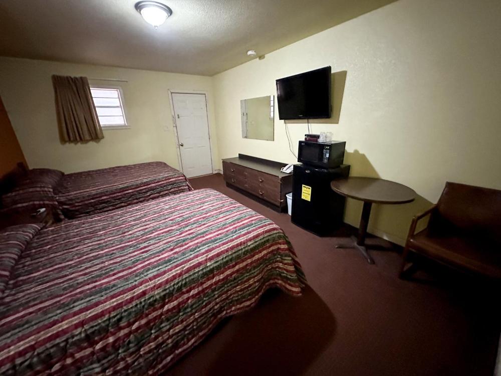 Triple Room with Private Bathroom