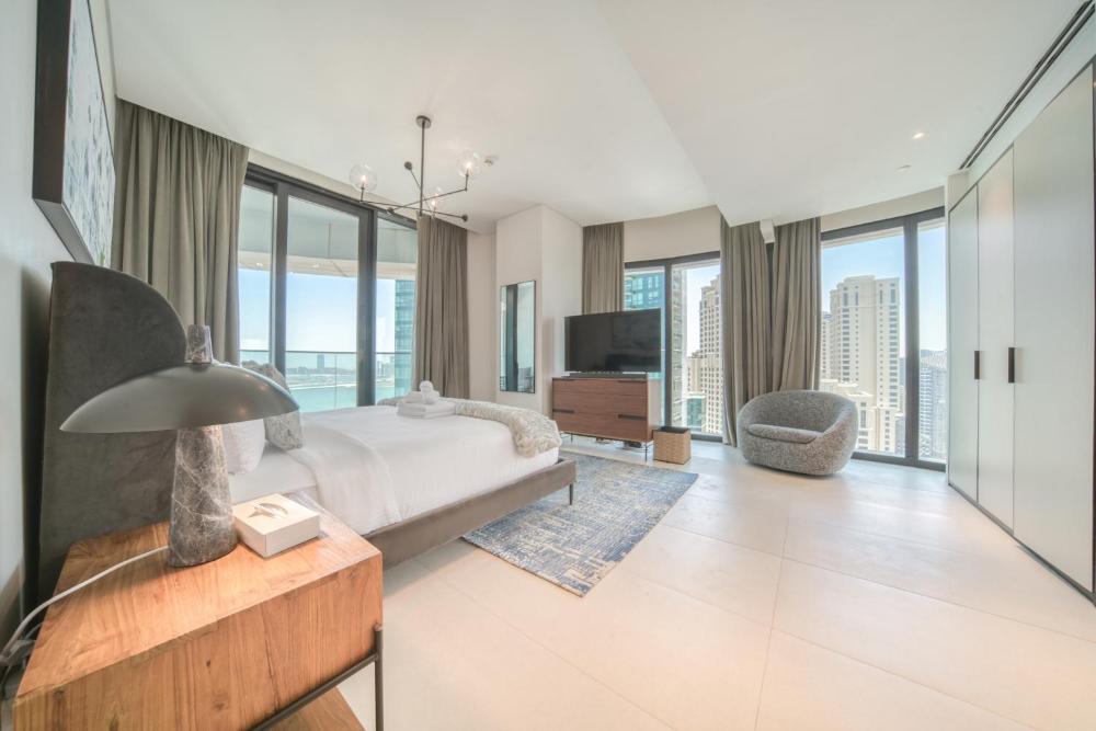Address JBR Sea Views, Jumeirah Beach Residence, Dubai Marina - Mint Stay
