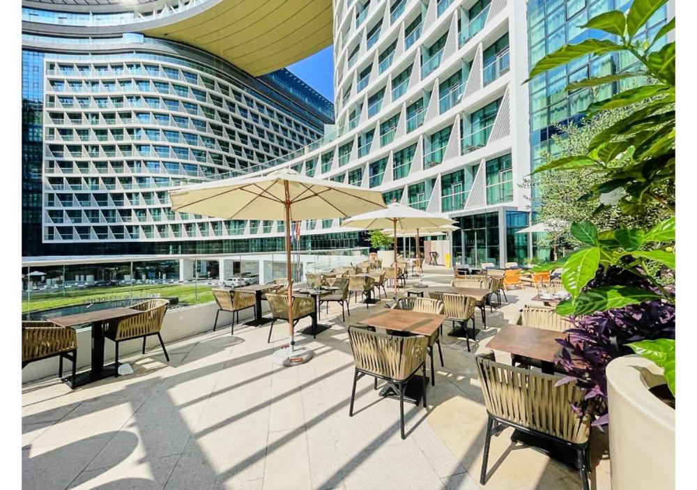 First Class Apartments in Seven Palm with direct Access to the West Palm Beach and Nakheel Mall
