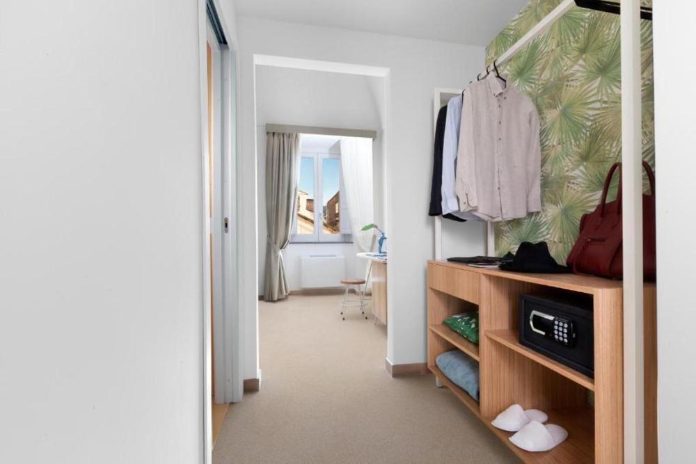 unconventional hotel sorrento