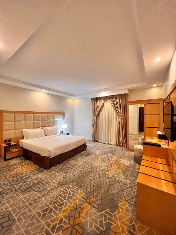 Room image 5