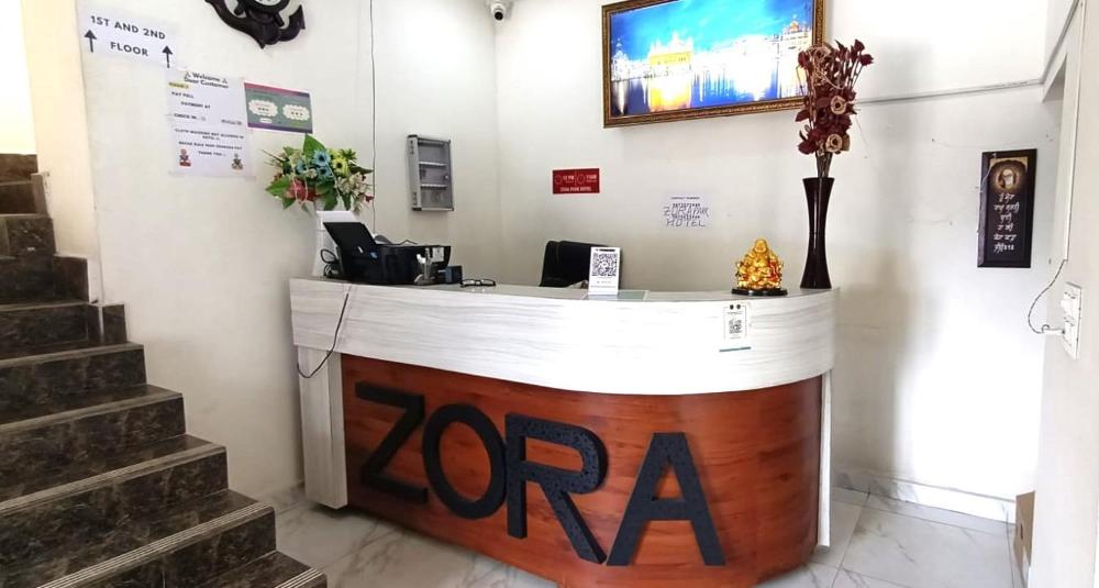 ZORA PARK HOTEL