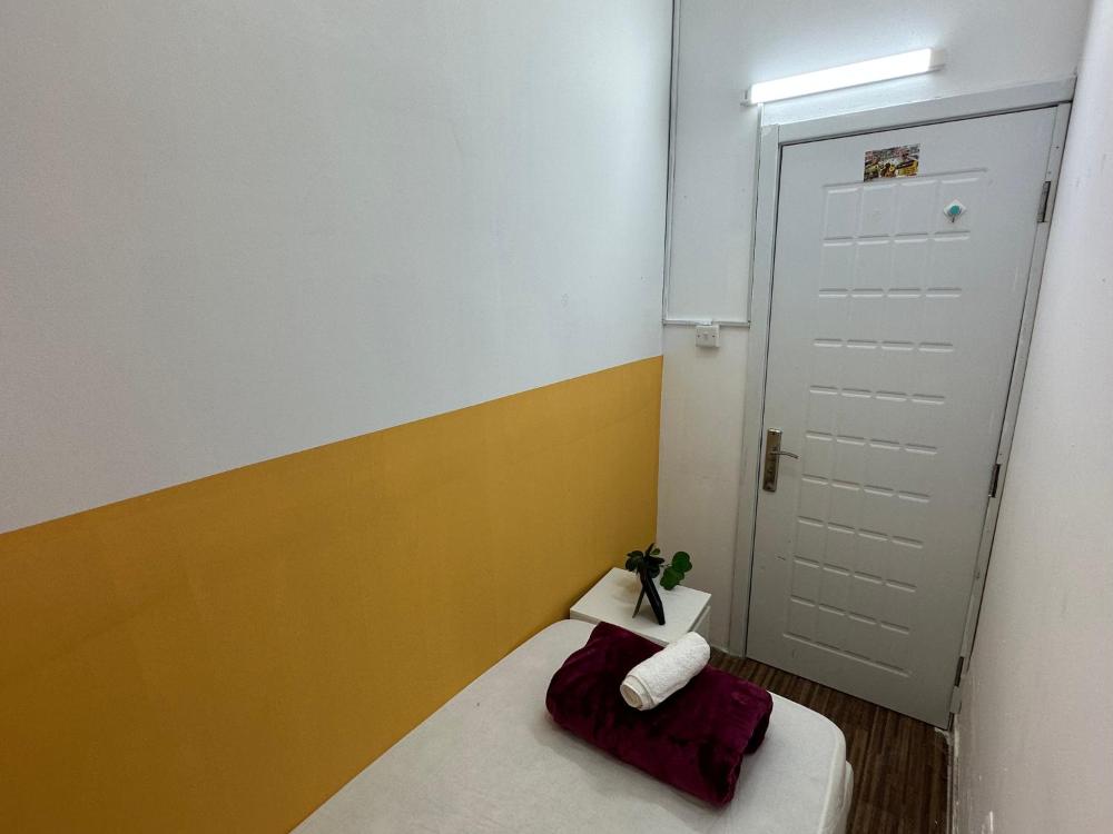Best Closed Partition Room in Al Barsha-1 Near MOE