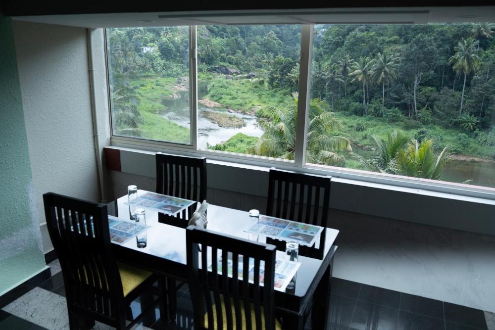 Hotel Idukki Castle