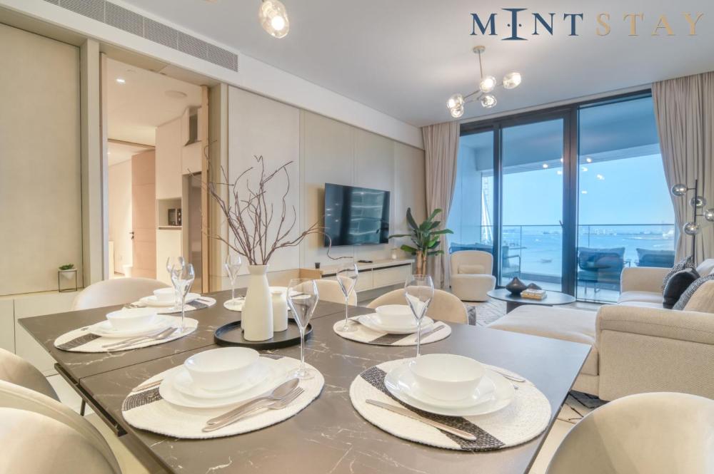 Address JBR Sea View, Jumeirah Beach Residence, Dubai Marina - Mint Stay