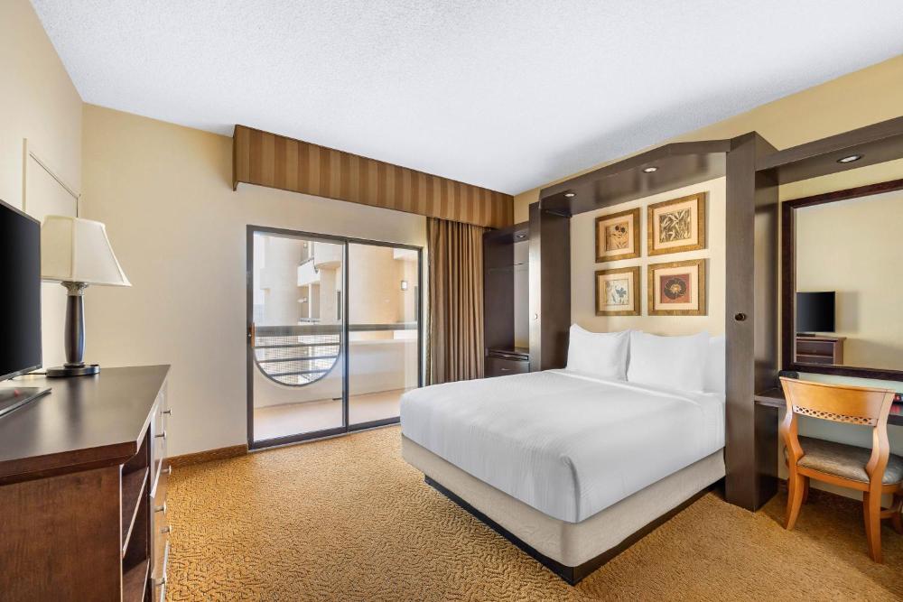 Room Image 3