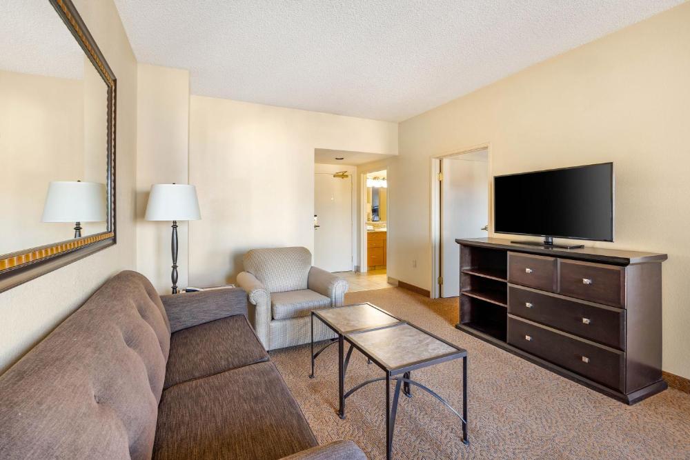 Room Image 3