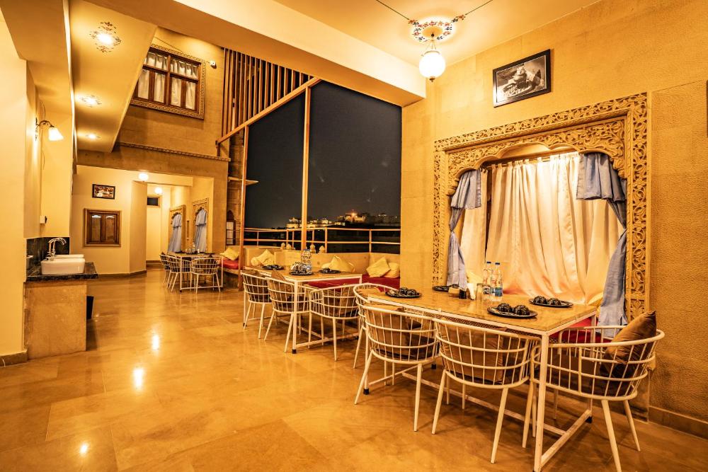 Tripli Hotels Prithvi Haveli 