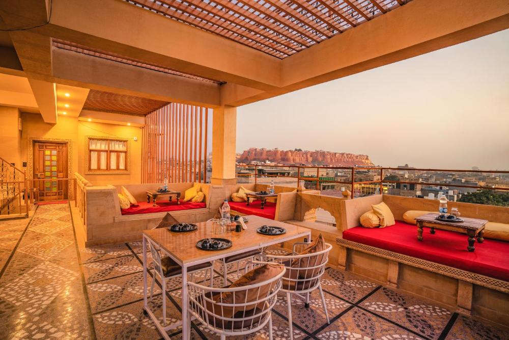 Tripli Hotels Prithvi Haveli 
