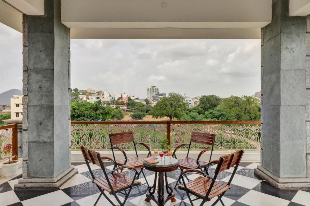 Shree Deogarh Niwas