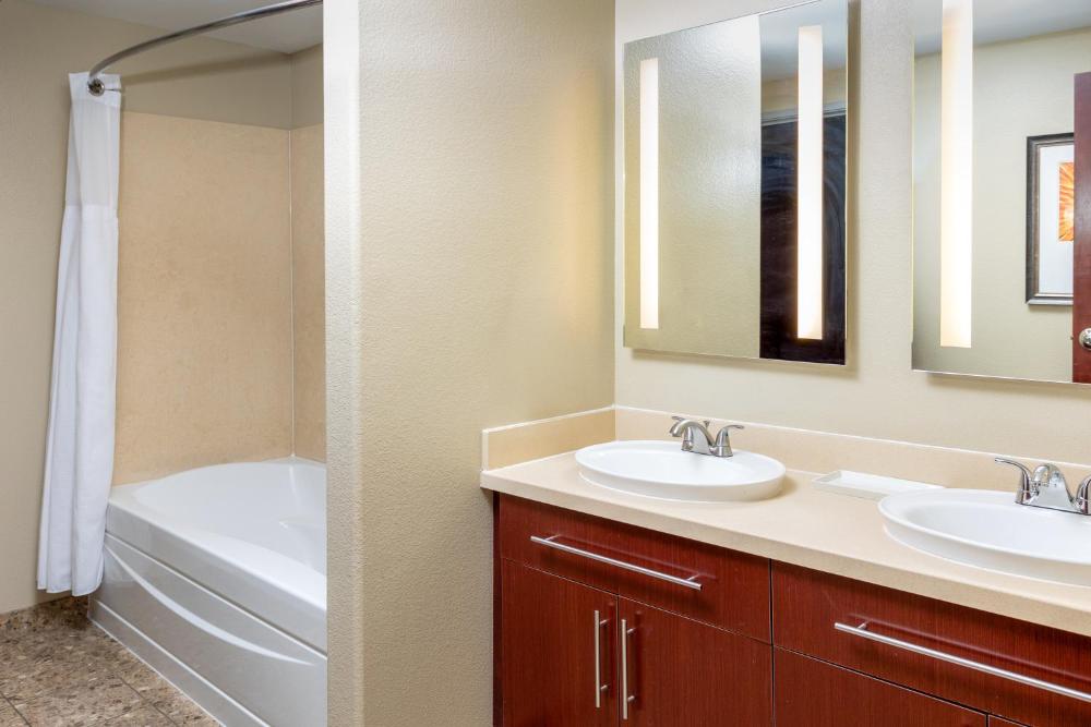 Room Image 5