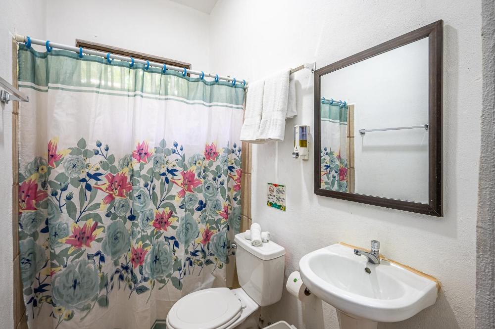 jaco lodge adults only