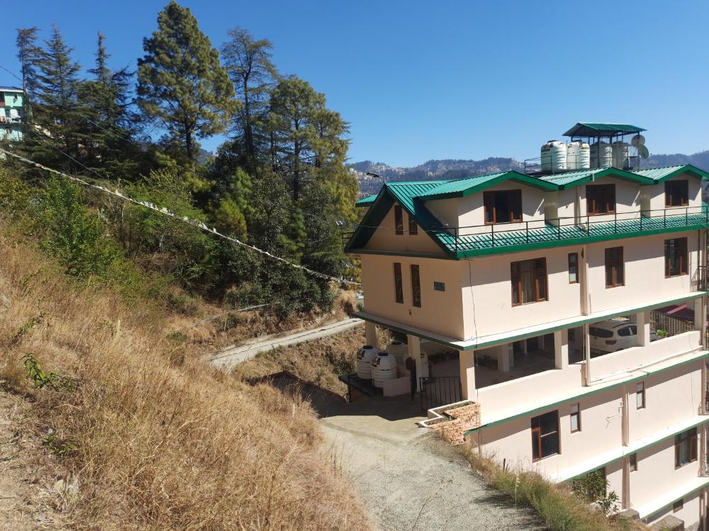Aagaman Woods Holiday Homes