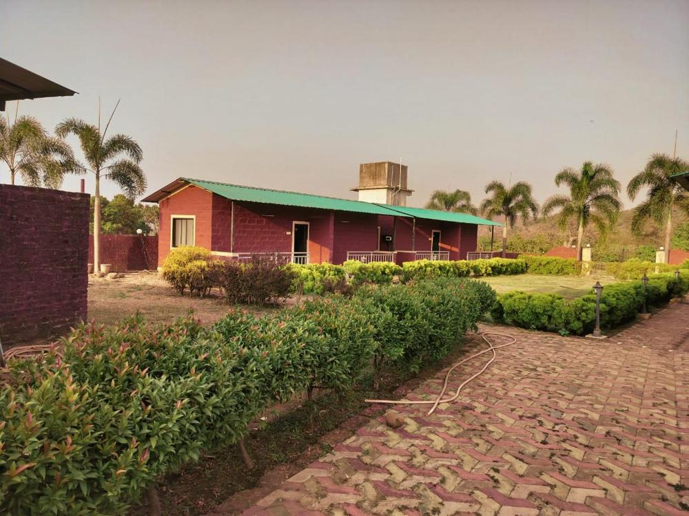 Nargis Farm Resort