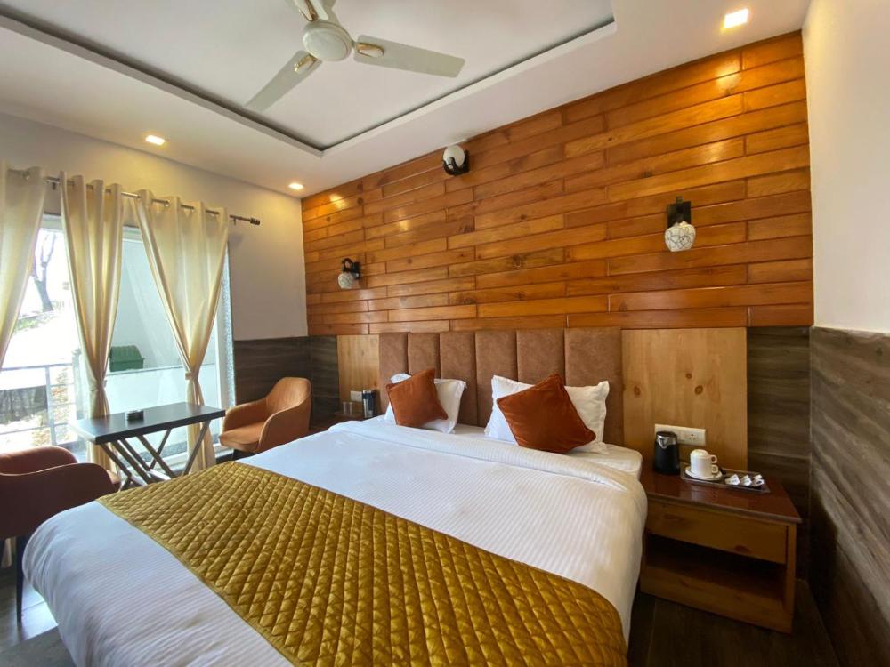 The Aesthetic Hotel & Restaurant