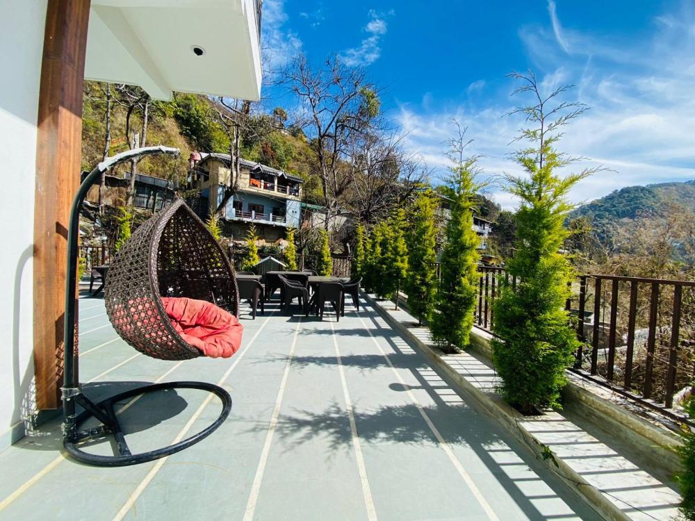 The Aesthetic Hotel & Restaurant
