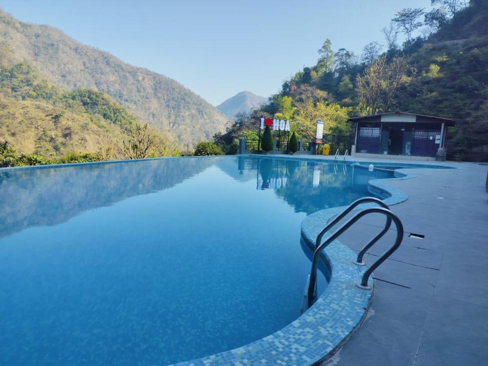 HOA Resort, Mountain View with Infinity Pool