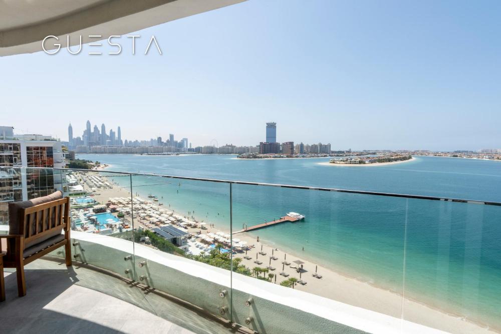 Azizi Mina The Palm, Free beach and pool access