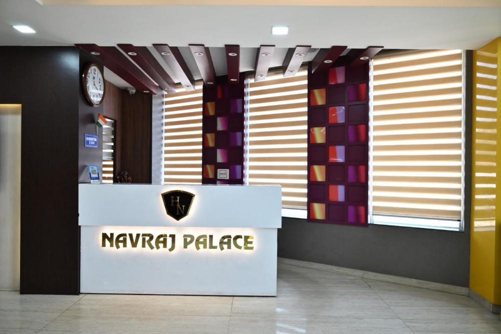 Hotel Navraj Palace 