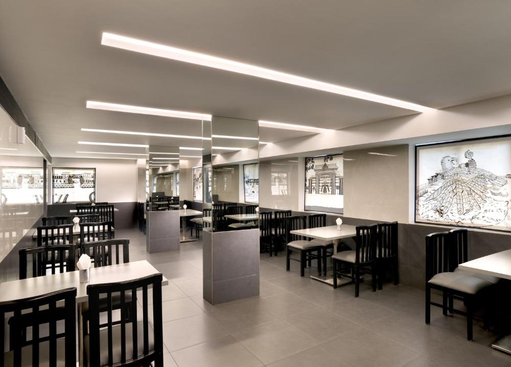 Ariya Nivaas - A vegetarian Hotel