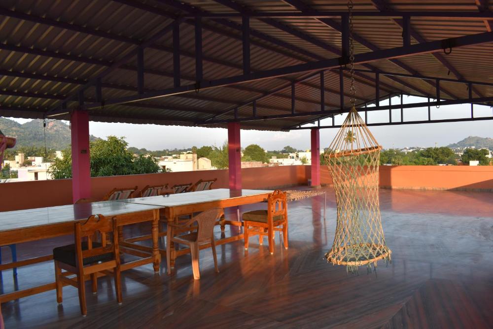 Rainbow Guest House Tiruvannamalai