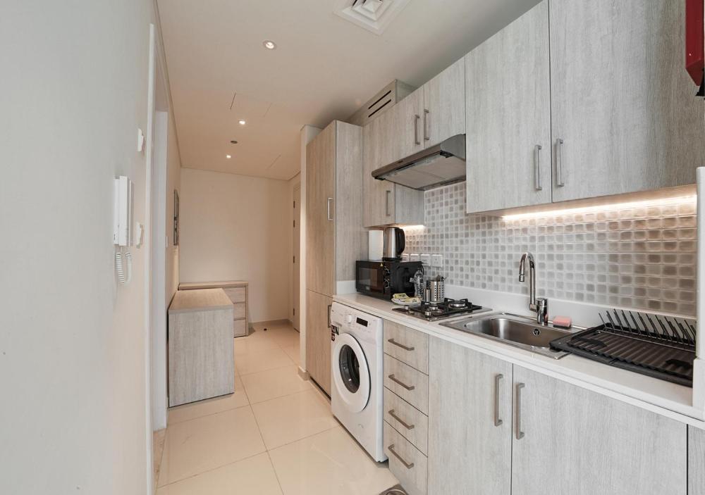 First Class Apartments in Seven Palm with direct Access to the West Palm Beach and Nakheel Mall