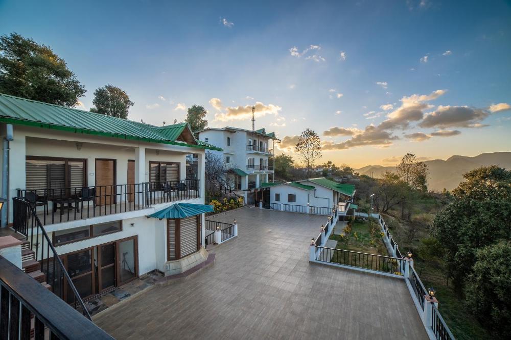 Dhanachuli Retreat