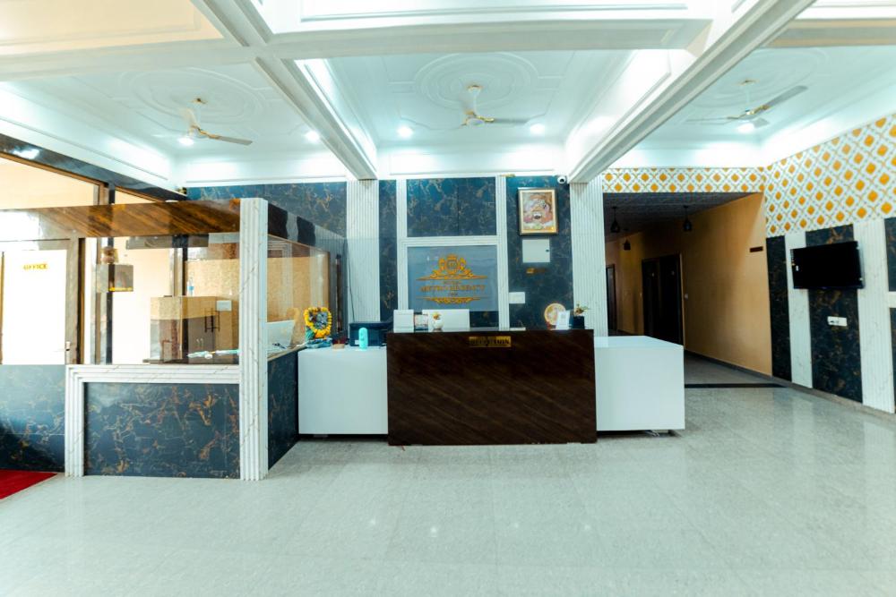 HOTEL METRO REGENCY INN