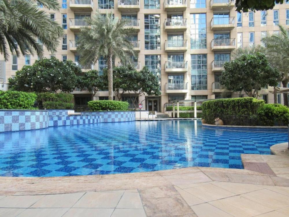 Better Stay - Standpoint Residences Apartment