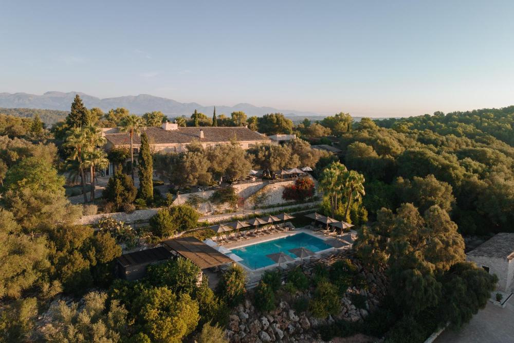 finca serena mallorca small luxury hotels