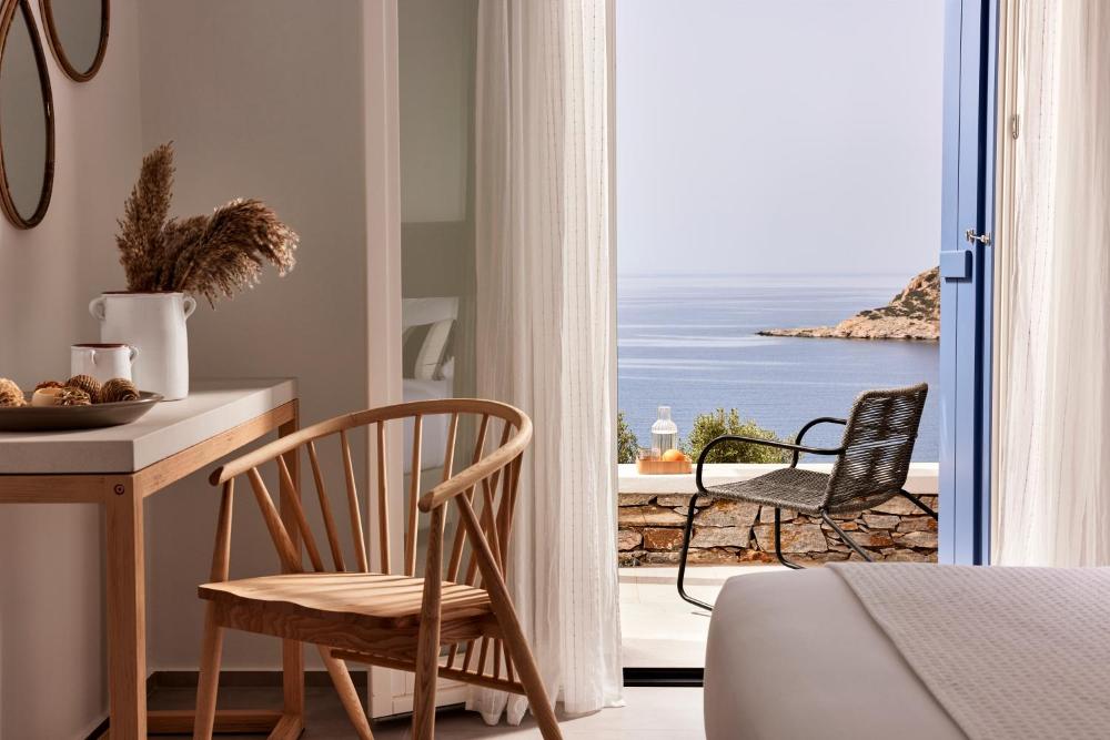 eutopia suites sifnos