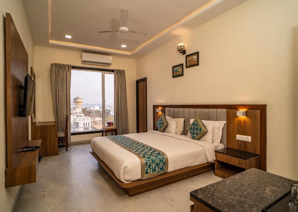 RABBIT RATNAM - By Udaipur Hotels