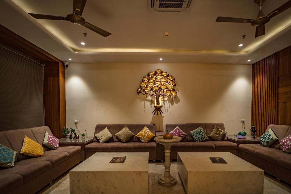RABBIT RATNAM - By Udaipur Hotels