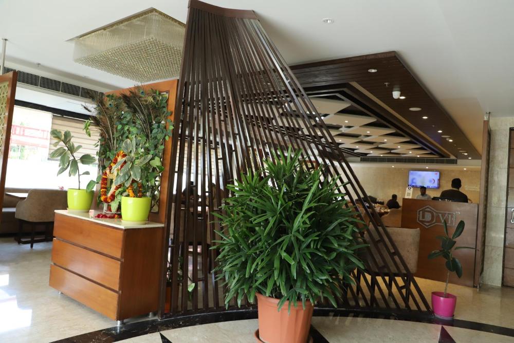 Hotel DVij Inn