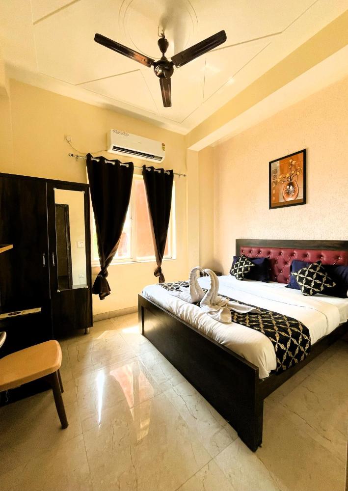 GRAND PARADOR