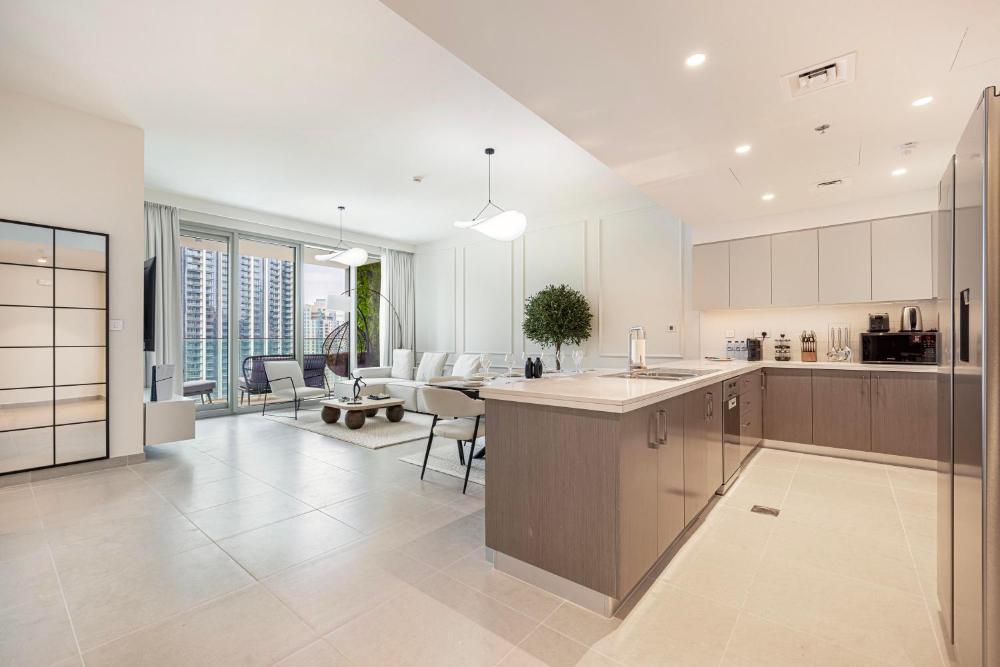 Luxury 4BR Burj Khalifa & Fountain Views