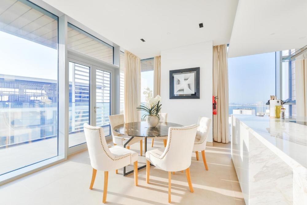 Premium 2+1 BR condo in the heart of Bluewaters Island