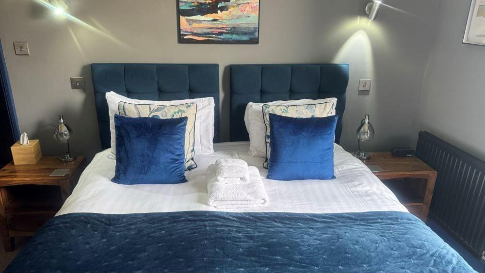Room image 2